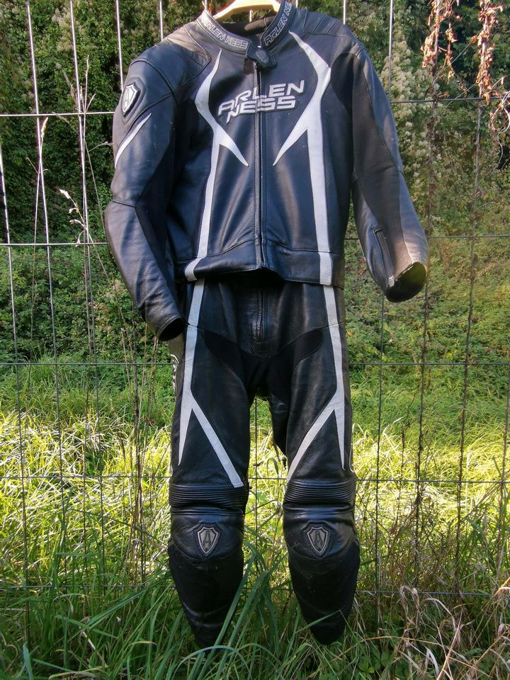 ARLEN NESS LEDERKOMBI 2 TEILER GR.54 DAINESE ALPINESTARS SPIDI in Jettenbach