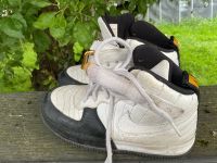 Air Jordan Nike Kinderschuhe 31 Nordrhein-Westfalen - Gladbeck Vorschau