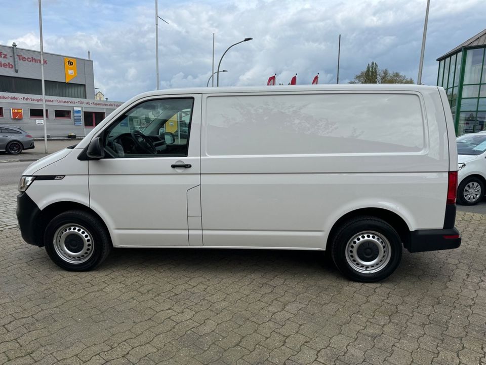 Volkswagen T6.1 Transporter Kastenwagen 2.0 TDI * 1. Hand * in Bremerhaven