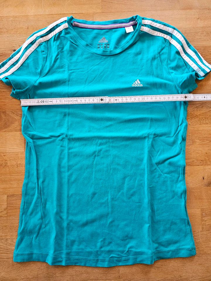 T-Shirt Sportshirt von Adidas Größe 34 36 in Althengstett