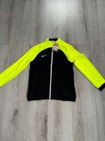 Neu Original Nike Trainingsjacke Gr.L Nordrhein-Westfalen - Remscheid Vorschau