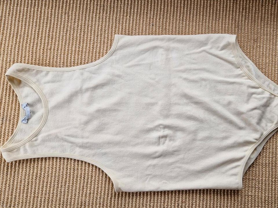 Zara Body in Pastell Gelb Größe XS/S in Schorndorf