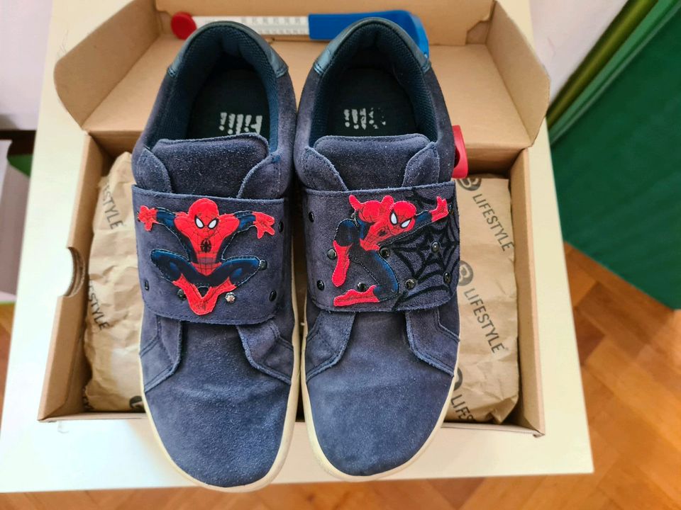 Filii Halbschuhe Sneaker mit Klett, Gr 39, Spiderman in München