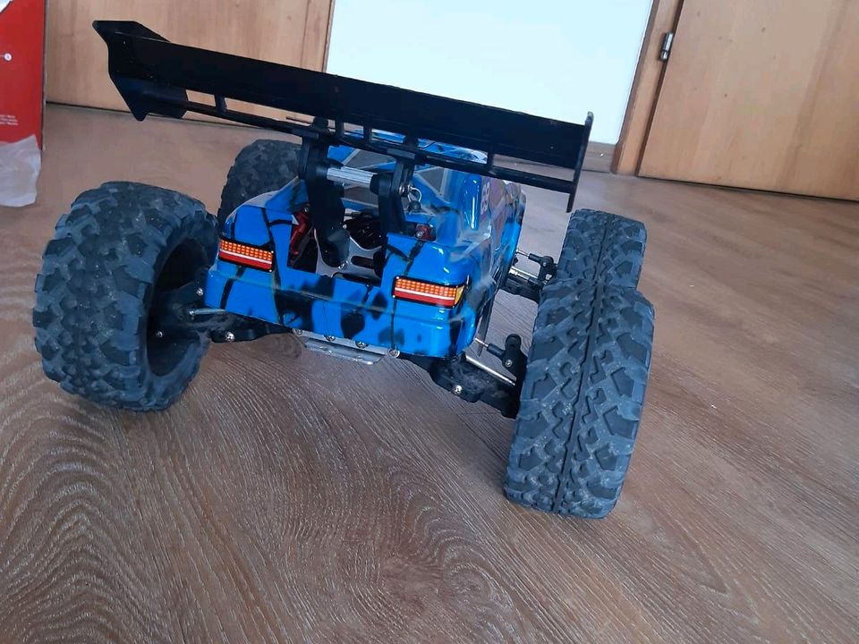 RC Car Reely Road Rockhard 1:10 in Gießen