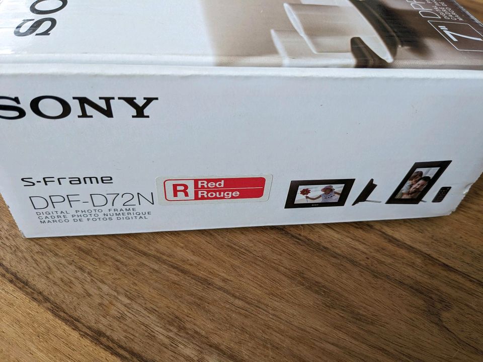 Sony Digitaler Bilderrahmen neuwertig 7" Fotorahmen in München