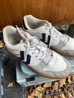 Hummel hallenschuhe fast neu 43 Leipzig - Leipzig, Zentrum-Ost Vorschau