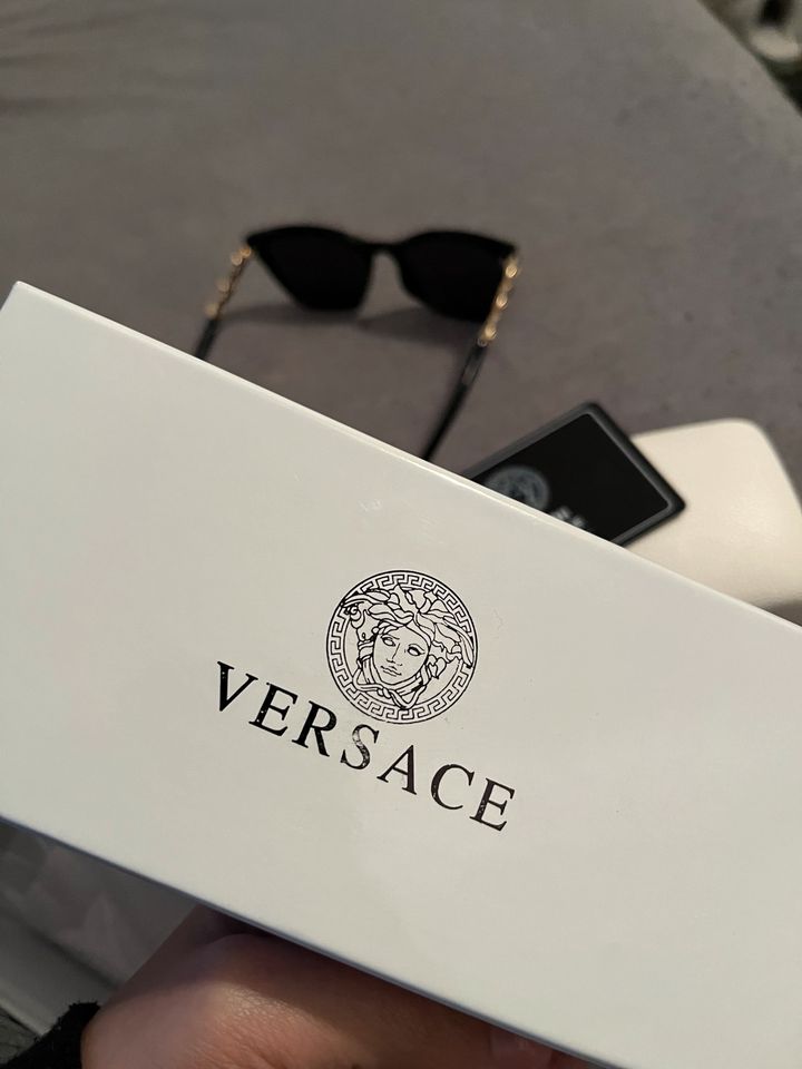 Versace Sonnenbrille in Centrum