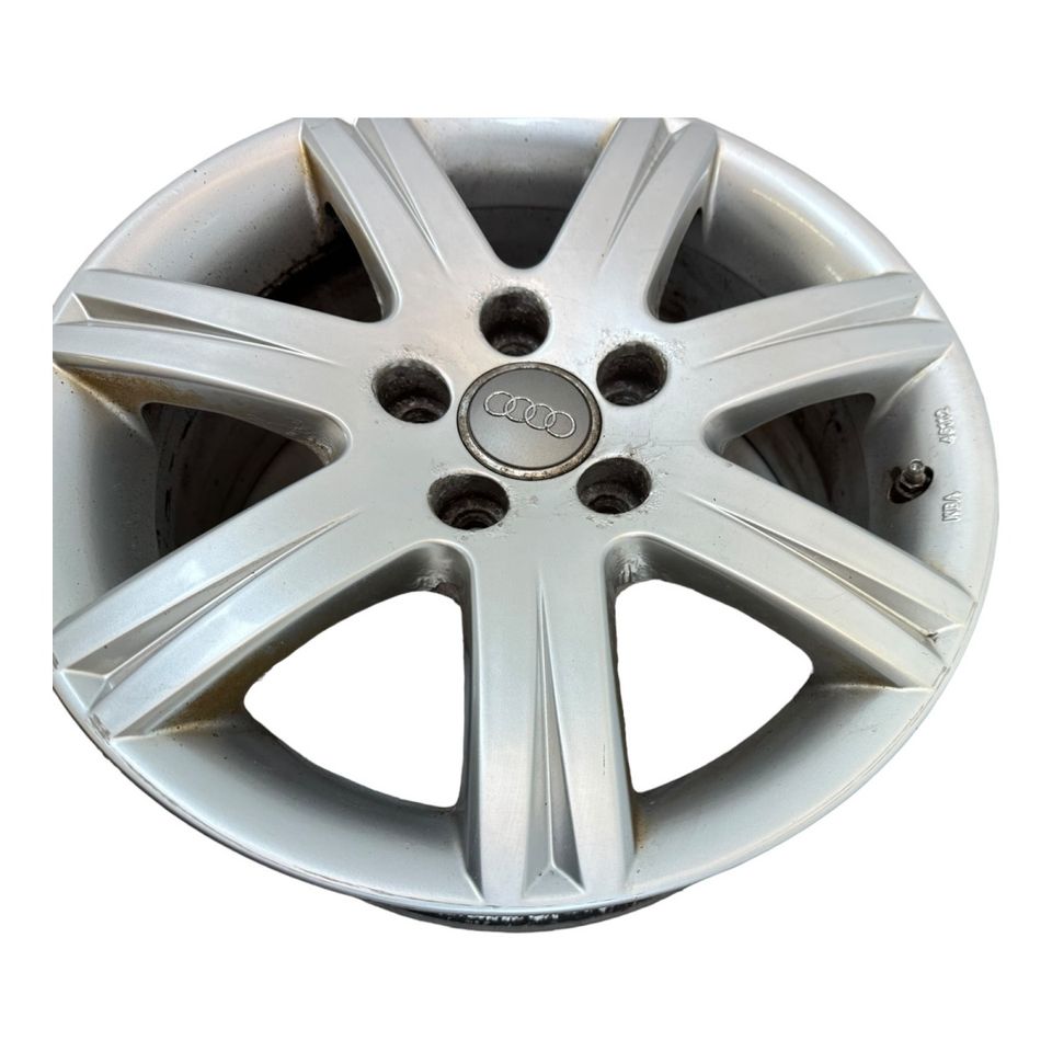 Alufelge 7x16 ET42 5x112 Audi A4 8E 8H B6 B7 A6 4F 4F0071496 in Petershagen