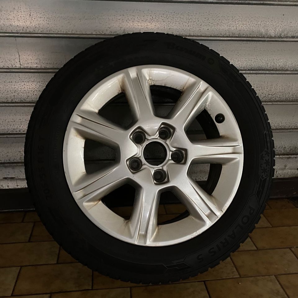 Orginale 16 Zoll Audi A3 Alufelgen 205/55R16 Winterreifen in Remscheid