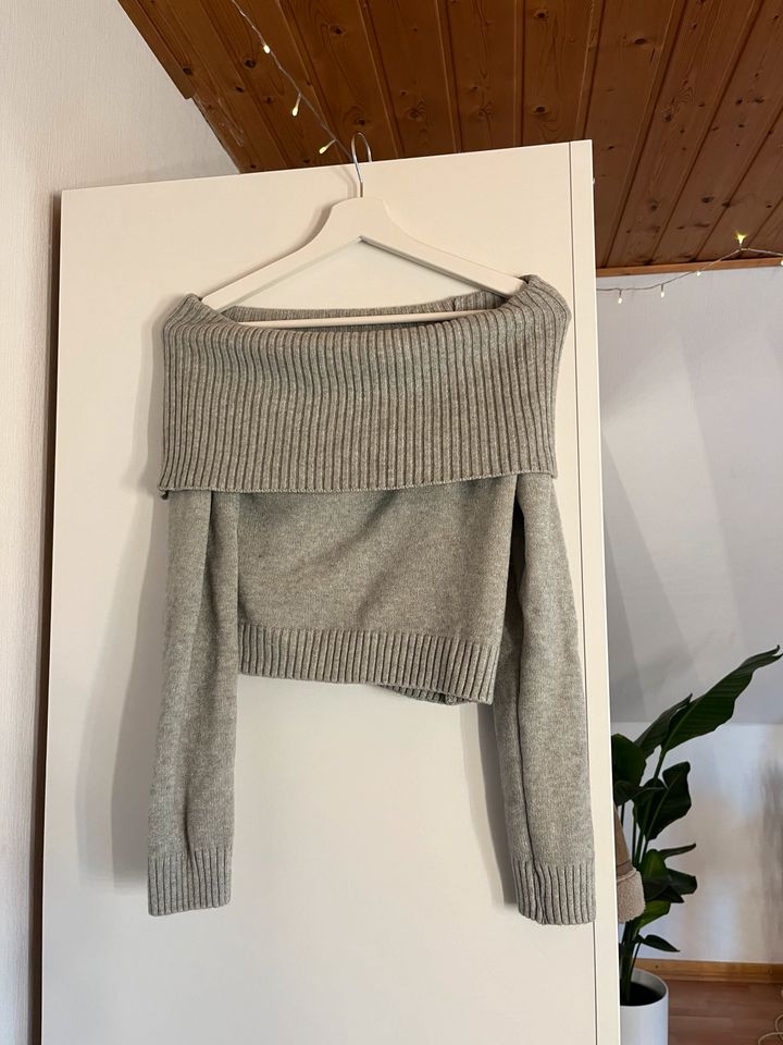 Subdued off shoulder sweater grey in Olpe