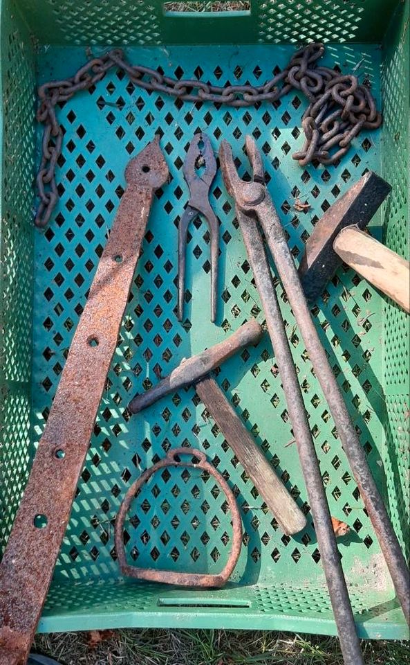 Altes Werkzeug,Handwerk,Sammeln,Trödel in Tosterglope