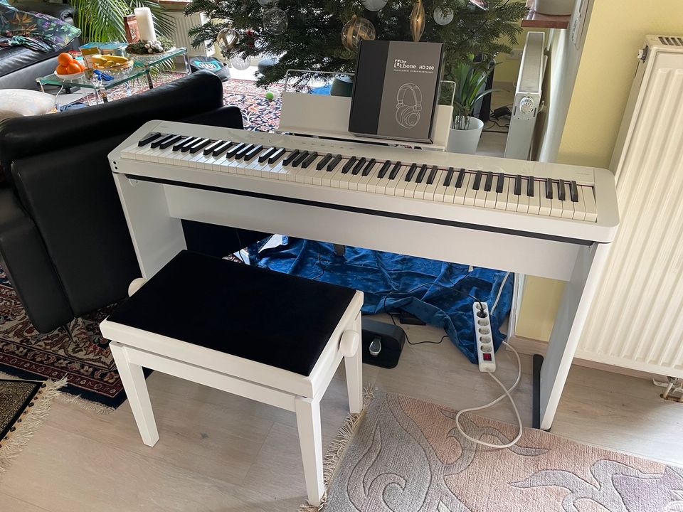 E-Piano Casio PX-S1100 WE Bundle Klavier E-Klavier in Holzgerlingen