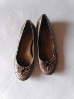 Schöne Ballerina von Clarks beige Bronze gr. 36 Stuttgart - Stuttgart-Ost Vorschau