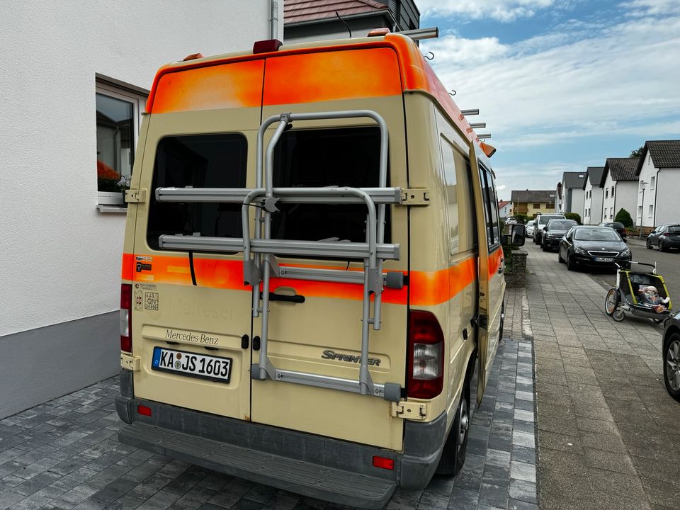 Mercedes-Sprinter 311cdi  / Camper / Selbstausbau in Karlsdorf-Neuthard