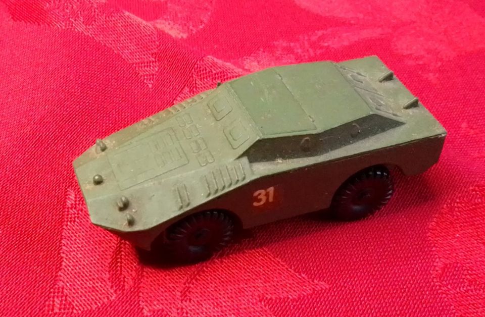 ESPEWE Schützenpanzerwagen 40P (31) Zinkguss DDR Modellauto NVA in Leipzig