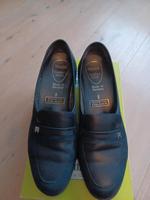Absatzschuhe im Retrodesign zu verkaufen Nordrhein-Westfalen - Ratingen Vorschau
