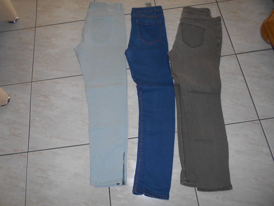 1 neue  von Soccx und 3 gebrauchte Damen Jeans in Alsdorf
