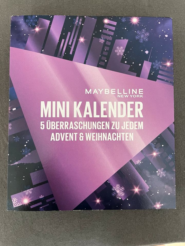 Maybelline Mini Adventskalender 2023 in Kemmern