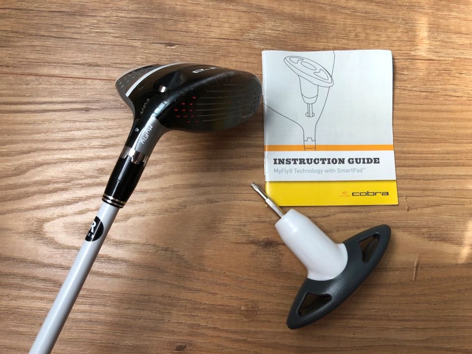 Hochwertiges Cobra-Golfset mit viel Zubehör in Alt Meteln