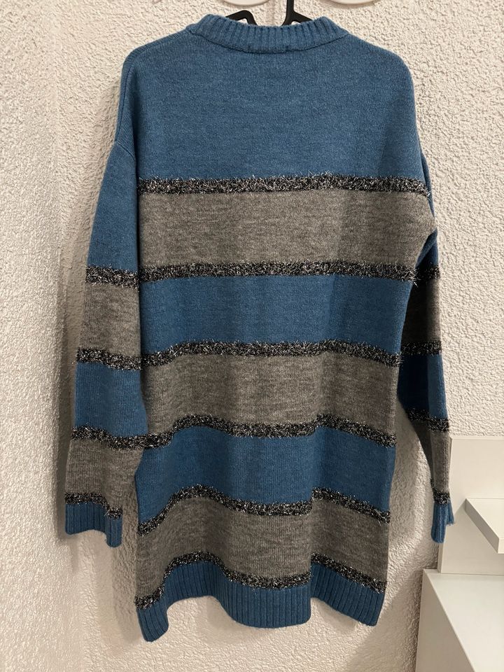 Damen Pullover Standardgröße blau Neu in Röthenbach