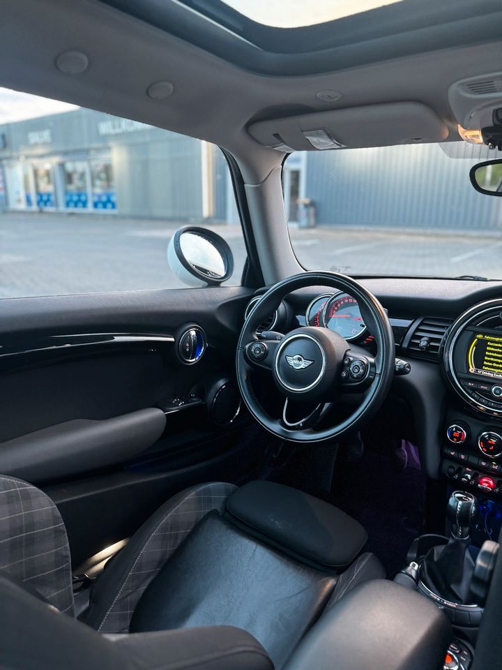 Mini Cooper S , Schalter, Teil Lieder, Panorama Navigation in Bremen