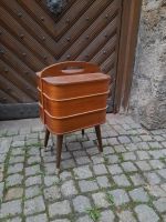 True Vintage Nähkästchen Nähbox Nähschrank braun 60er Jahre Kr. Altötting - Burghausen Vorschau