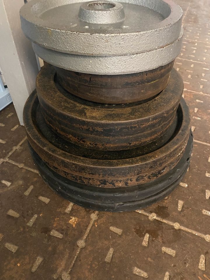 Hantelscheiben Gewichte 50mm 170kg in Düsseldorf