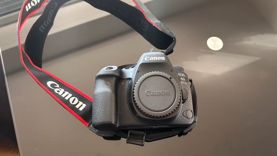 Canon 6D Marke II wie neu mit OVP in Salzwedel