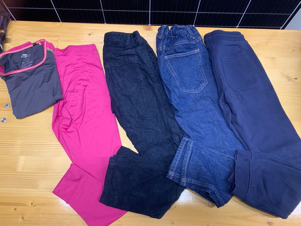 Jeans Hosen Kinder jungen Mädchen 122 134 140 152 158 in Augsburg