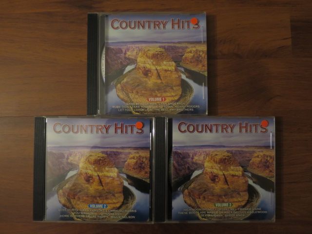 CDs: 5 Sampler Country Hits, je in Berlin