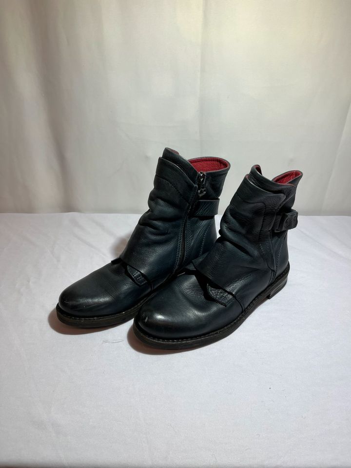 Buffalo London Damenschuhe Lederstiefel Stiefeletten Boots Gr 36 in Sankt Augustin