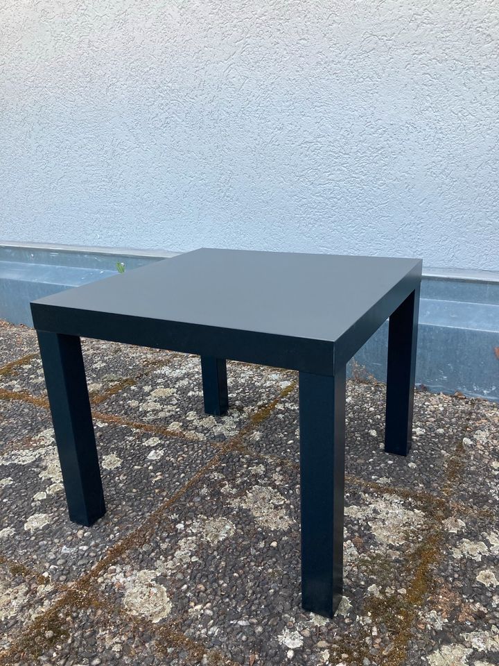 Kleiner Tisch (Ikea: Lack) in Stuttgart