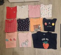 T-shirts Bekleidungspaket Topolino Mädchen Gr 122/128 Nordrhein-Westfalen - Wegberg Vorschau