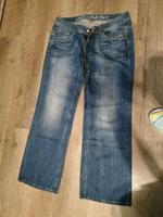 Hose von Esprit gr 35/32 Boy Fit Hessen - Dietzenbach Vorschau