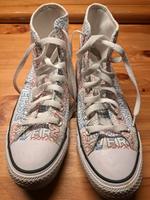 Neuwertige CONVERSE Chucks weiss mit Schrift Gr.38 Bayern - Coburg Vorschau