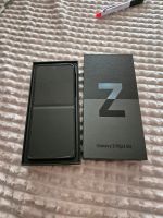 Samsung Galaxy ZFlip 3, 5 G, 128 GB, in schwarz Hessen - Wolfhagen  Vorschau