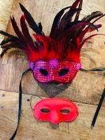 Karneval Fashing Kostüm 2 ausgefallene Masken rot Düsseldorf - Angermund Vorschau