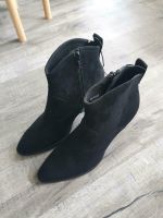 H&M Winterschuhe gr.37  Stiefel. NEU Nordrhein-Westfalen - Leverkusen Vorschau