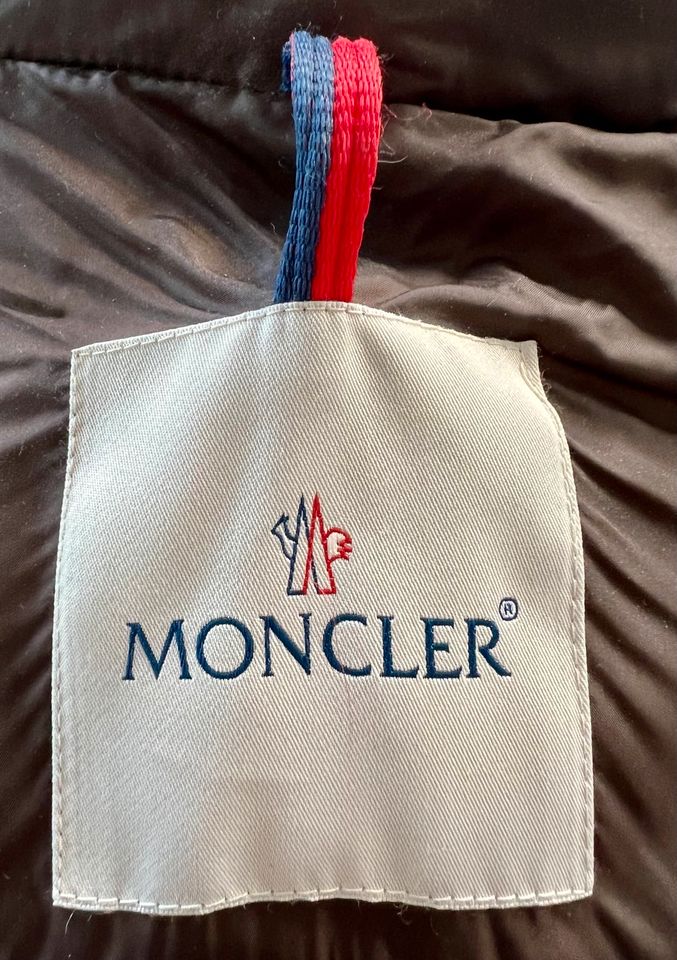 Original Moncler Daunenjacke Herren | Größe 4 (XL) in Stuttgart