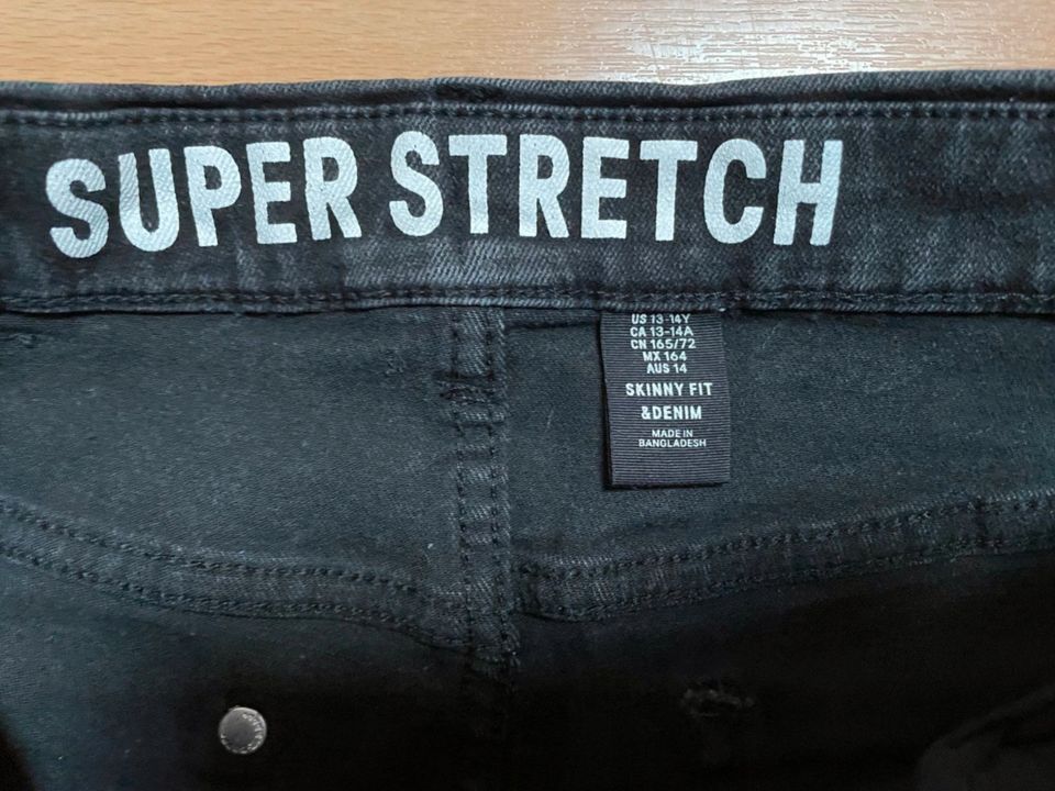 H+M Jeans Super Stretch Skinny Fit Gr.164 in Langenhagen