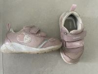 Geox 23 rosa Mädchen barfußschuh Sneaker Lauflernschuhe Klett Nordrhein-Westfalen - Attendorn Vorschau