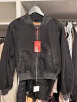 Diesel Jacke, Jeansjacke Größe M OVP Hessen - Borken Vorschau