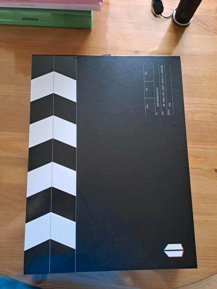 BTS ARMY MEMBERSHIP KIT in Schwandorf