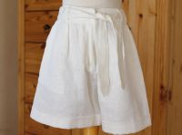 ZARA MÄDCHEN LEINEN SHORTS HOSE BERMUDA GÜRTEL WEISS 140/146 NEU! Hessen - Felsberg Vorschau