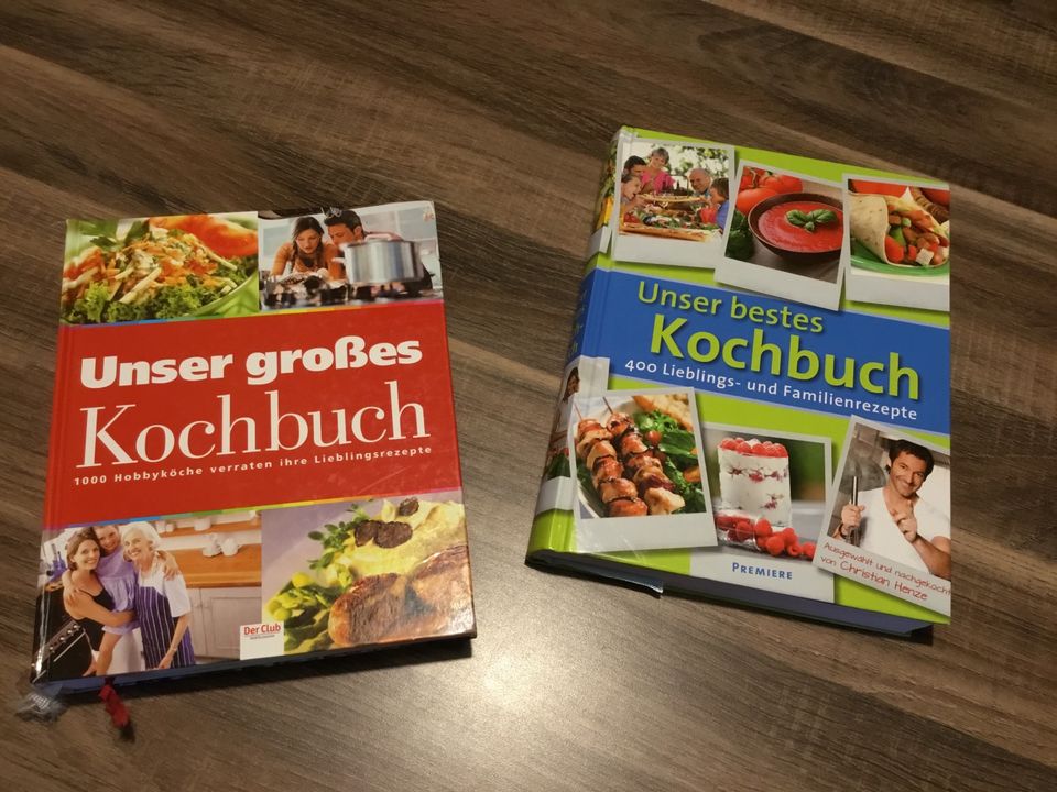 2 tolle Kochbücher mit Rezepten aus allen Kategorien in Esens