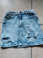 Mexx Jeansrock Mädchen Gr. 134 zerrissen cool hellblau Bayern - Weyarn Vorschau