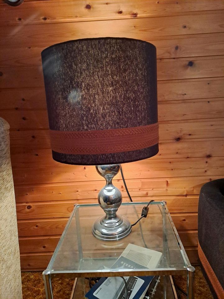 2 retro Nachttisch Lampen inkl Glastische, 70er,  gemütlich in Lohkirchen