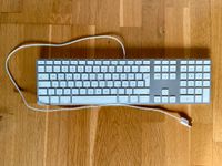 Apple USB Keyboard Tastatutur Quertz mit Ziffernblock MB110D/A Nordrhein-Westfalen - Neuss Vorschau