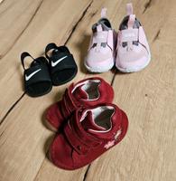 Gr. 21/22 Nike Sneaker,Sandaletten und Elefanten Schuhe Bayern - Ergolding Vorschau