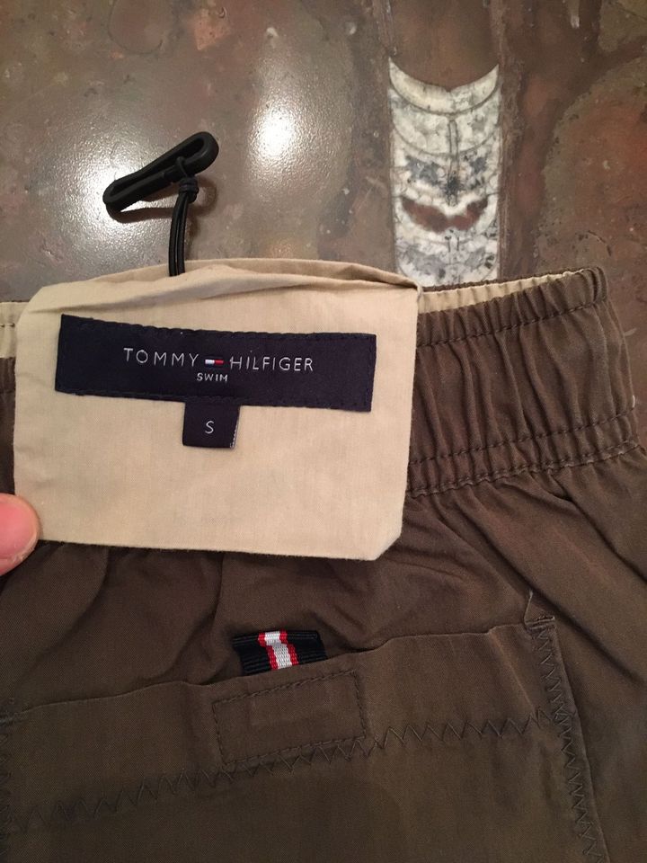 TOMMY HILFIGER Shorts Gr. S Badehose - TOP in Sinsheim